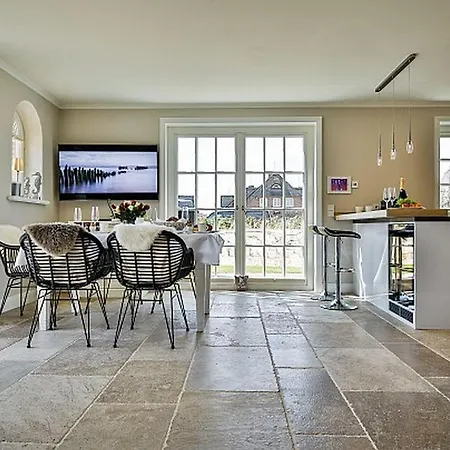 Listperle Holiday home List